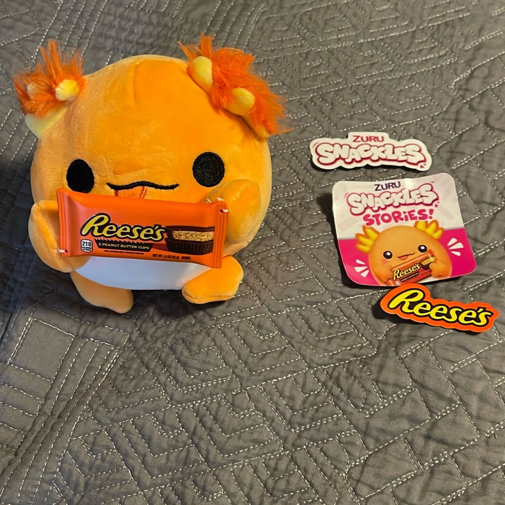 Zuru Snackles Albie Reese’s Axolotl